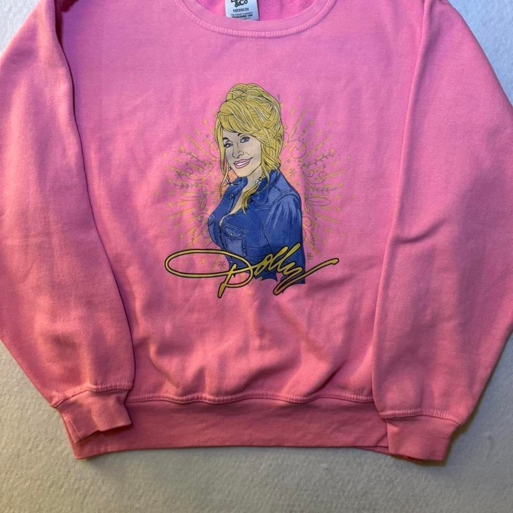 Cute pink Dolly Parton #crewneck sweatshirt #western country #coquette #y2k